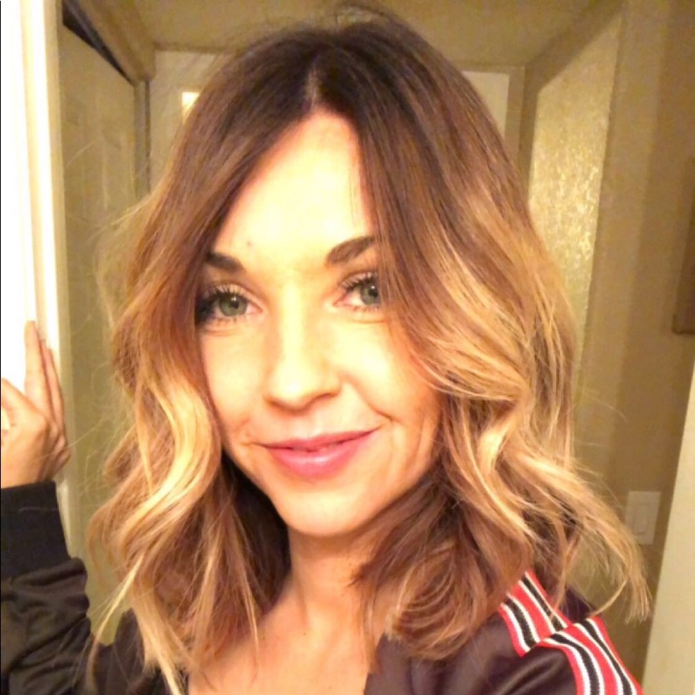 Meet your Posher, Toni